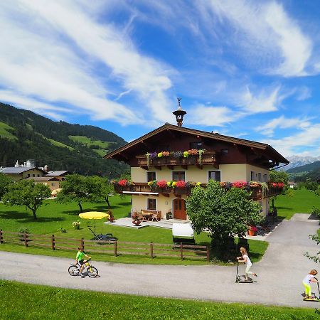 Villa Bio-Bauernhof Reiterhof à Sankt Johann im Pongau Extérieur photo